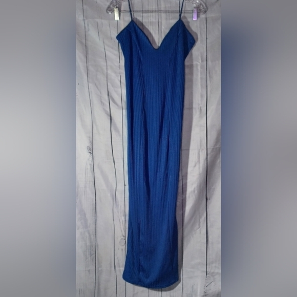 PrettyLittleThing Dresses & Skirts - PrettyLittleThing Royal Blue Maxi Bodycon V-Neck Dress